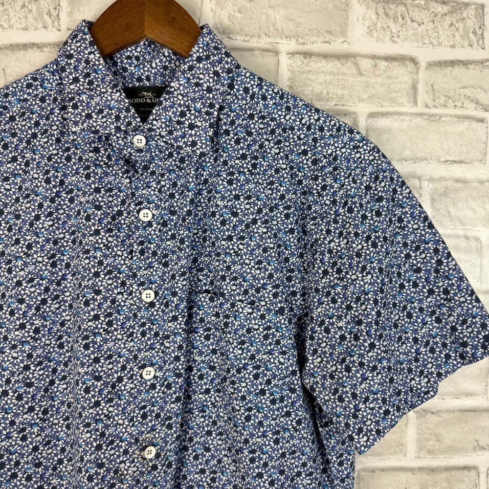 Rodd & Gunn Sports Fit Italian Fabric Lavender Floral AOP Casual Shirt Men LARGE